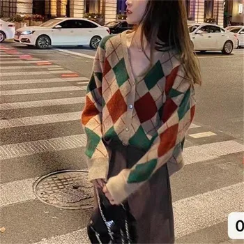 2022 Ретро жилетка под формата на диамант, един пуловер, къси палта, Женски Корейски стил, Безплатен топ началото на есента, Дамски трикотаж
