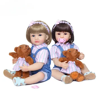 Силиконовата кукла Bebe дължина 55 см за цялото тяло, кукла-реборн за деца в сини дънки, играчка за баня с два цвята на косата